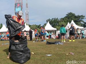 Aksi Pasukan Oranye Riau Bhayangkara Run 2025: Berlari Tanpa Sampah Aksi Pasukan Oranye Riau Bhayangkara Run 2025: Berlari Tanpa Sampah