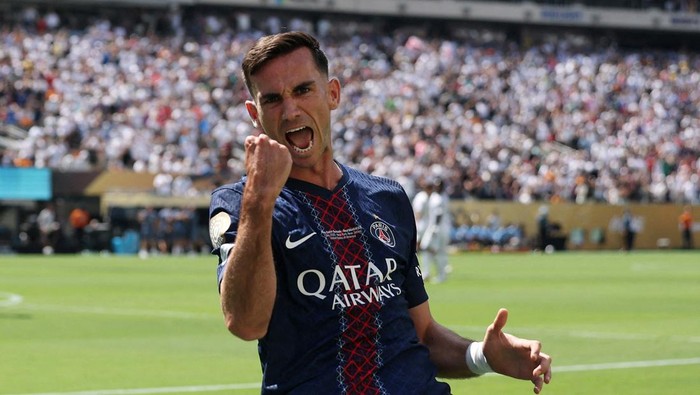 Fabian Ruiz Soccer Football - FIFA Club World Cup - Semi Final - Paris St Germain v Real Madrid - MetLife Stadium, East Rutherford, New Jersey, U.S. - July 9, 2025 Paris St Germains Fabian Ruiz celebrates scoring their first goal REUTERS/Amanda Perobelli TPX IMAGES OF THE DAY