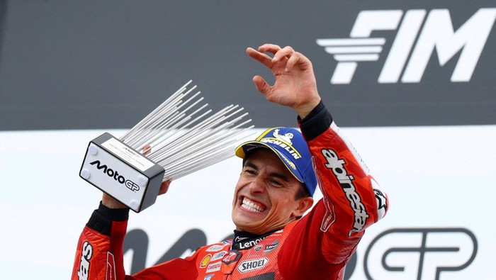 Marc Marquez memang rajanya Sirkuit Sachsenring (REUTERS/Lisi Niesner) Marc Marquez memang rajanya Sirkuit Sachsenring (REUTERS/Lisi Niesner)