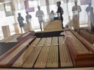 Pameran Naskah Kuno Galuh, Lestarikan Aksara Sunda dan Pegon