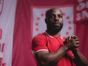 Kena Sanksi FIFA, Fuad Sule Dilarang Main 9 Laga di Persis Solo Kena Sanksi FIFA, Fuad Sule Dilarang Main 9 Laga di Persis Solo