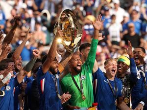 Chelsea Juara Dunia, Kini Bidik Gelar Premier League dan Liga Champions Chelsea Juara Dunia, Kini Bidik Gelar Premier League dan Liga Champions