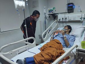 Al Haris Jenguk Atlet yang Idap Kanker Tulang di RS Jakarta: Biaya Kita Bantu Al Haris Jenguk Atlet yang Idap Kanker Tulang di RS Jakarta: Biaya Kita Bantu