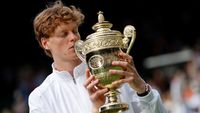 Jannik Sinner Cetak Sejarah, Juara Wimbledon 2025 Usai Taklukkan Alcaraz