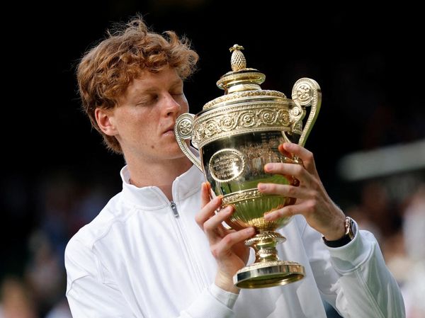 Jannik Sinner Cetak Sejarah, Juara Wimbledon 2025 Usai Taklukkan Alcaraz
