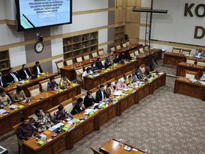 Audiensi di Komisi III DPR, Komnas Perempuan Serahkan Kajian untuk RKUHAP Audiensi di Komisi III DPR, Komnas Perempuan Serahkan Kajian untuk RKUHAP