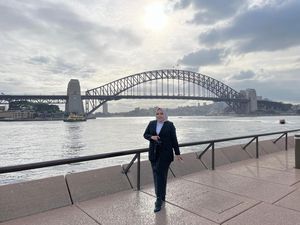 Responsible AI dalam Praktik Pemerintahan Responsible AI dalam Praktik Pemerintahan