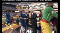 Momen Cole Palmer salaman dengan Donald Trump ini mengundang celetukan. Yang lebih beruntung siapa nih? Foto: Dok. Internet/X (Twitter)