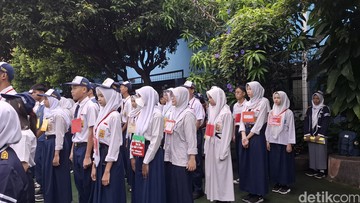 Wamendikdasmen: Jangan Ada Tugas Aneh atau Merepotkan di MPLS Ramah 2025