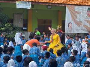 Uniknya MPLS di Surabaya Usung Tema Negeri Dongeng Uniknya MPLS di Surabaya Usung Tema Negeri Dongeng