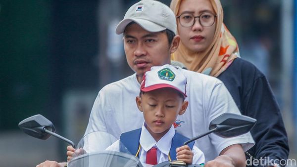 Pelajar Jabar Masuk Sekolah Lebih Pagi Pukul 06.30 WIB