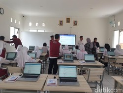 Pengadaan Laptop Sekolah Rakyat Gagal 2 Kali, Mensos Siap Tindak Tegas Penyimpangan Pengadaan Laptop Sekolah Rakyat Gagal 2 Kali, Mensos Siap Tindak Tegas Penyimpangan