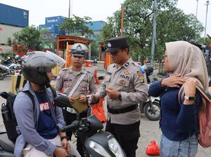 Gelar Operasi Patuh Jaya, Polres Priok Tegur Pelanggar-Tak Tilang Manual Gelar Operasi Patuh Jaya, Polres Priok Tegur Pelanggar-Tak Tilang Manual