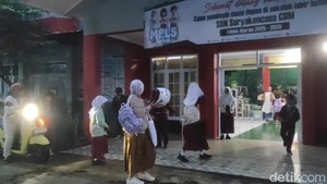 Cerita Pagi di SDN CBM Suryakencana: Masuk Lebih Awal-Ortu Kelabakan