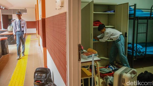 Sekolah Rakyat Bekasi Resmi Bergulir, 180 Siswa Tinggal di Asrama