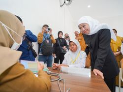 Khofifah Sebut Sekolah Rakyat Putus Mata Rantai Kemiskinan