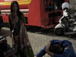 Viral Damkar di Gresik Usir Ular Gaib yang Ganggu Warga