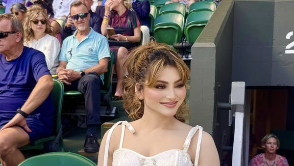 Foto: Gaya Artis India Bawa Tas Hermes dengan 4 Gantungan Labubu