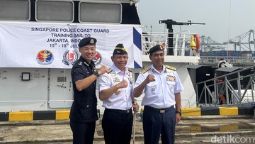Perkuat Keamanan Laut, Bakamla Terima Kunjungan Cost Guard Singapura-Malaysia