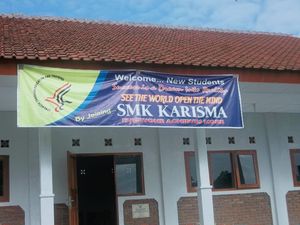 Jumlah Siswa Baru Hanya 3 Orang, SMK di Cianjur Tunda MPLS Jumlah Siswa Baru Hanya 3 Orang, SMK di Cianjur Tunda MPLS