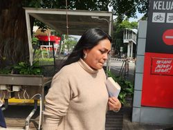 Maria Magdalena Eks Stafsus Menaker Bungkam Usai 4 Jam Diperiksa KPK