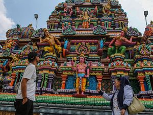 Menelusuri Kuil Hindu Terbesar di Indonesia, Spot Religi Baru di Kalideres