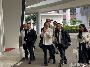 Didampingi Hotman, Nadiem Makarim Diperiksa Lagi di Kasus Pengadaan Laptop Didampingi Hotman, Nadiem Makarim Diperiksa Lagi di Kasus Pengadaan Laptop