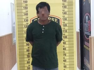 Pria di Bangka Tengah Diamankan Warga Usai Begal Payudara Anak di Bawah Umur Pria di Bangka Tengah Diamankan Warga Usai Begal Payudara Anak di Bawah Umur