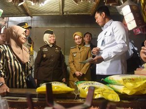 Dirut Bulog dan Mbak Wali Sidak Pasar Setono Betek Kediri, Ini Tujuannya Dirut Bulog dan Mbak Wali Sidak Pasar Setono Betek Kediri, Ini Tujuannya