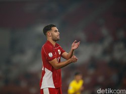 Video Indonesia Vs Filipina: Adu Tajam Jens Raven dan Otu Bisong