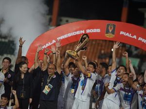 Madam Pang: Terima Kasih Piala Presiden 2025 Madam Pang: Terima Kasih Piala Presiden 2025