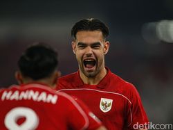 Video Gerald Vanenburg: Biasanya Jens Raven Mudah Cetak Gol, Tapi...