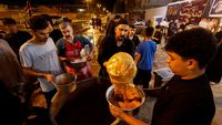 Ribuan Porsi Qeema Dibagikan Gratis Selama Muharram di Najaf