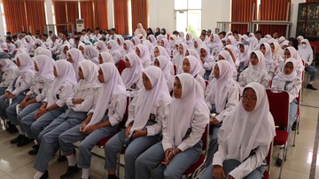 Ungkapan Bahagia Ortu Siswa Sekolah Rakyat: Kayak Nggak Nyangka