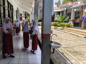 Harapan Siswa SMPN 60 Bandung yang Ingin Punya Sekolah Sendiri Harapan Siswa SMPN 60 Bandung yang Ingin Punya Sekolah Sendiri
