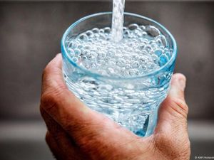 Bahan Kimia Berbahaya Cemari Air Minum-Tanah-Makanan di Seluruh Dunia