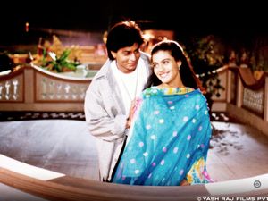 Film Setengah Triliun yang Ditolak Shah Rukh Khan Film Setengah Triliun yang Ditolak Shah Rukh Khan