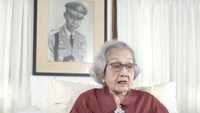 Eyang Meri Apresiasi Hoegeng Awards, Sampaikan Pesan Titip Polri