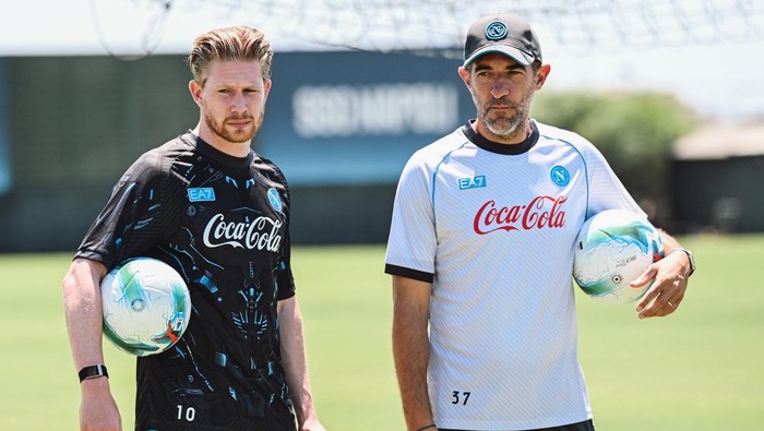 NAPLES, ITALY - JULY 15: Kevin De Bruyne of SSC Napoli attends the first training of the 2025/26 season at the club’s training center on July 15, 2025 in Castel Volturno, Italy. (Photo by SSC NAPOLI/SSC NAPOLI via Getty Images)