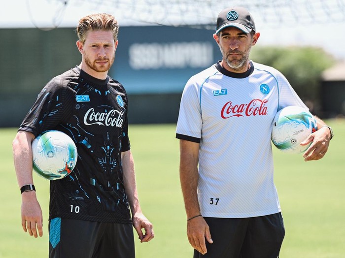 NAPLES, ITALY - JULY 15: Kevin De Bruyne of SSC Napoli attends the first training of the 2025/26 season at the club’s training center on July 15, 2025 in Castel Volturno, Italy. (Photo by SSC NAPOLI/SSC NAPOLI via Getty Images)