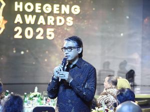 Keluarga Hoegeng Buka Pintu untuk Penerima Hoegeng Awards Temui Eyang Meri Keluarga Hoegeng Buka Pintu untuk Penerima Hoegeng Awards Temui Eyang Meri