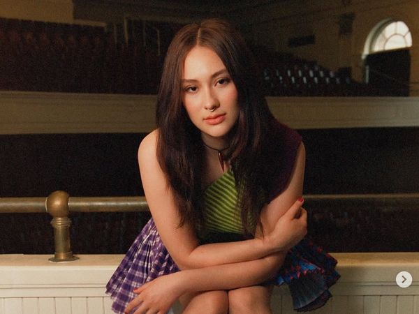 8 Foto Pesona Lola Tung, Gen Z Pemeran Belly di The Summer I Turned Pretty 3