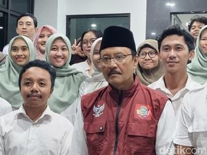 Kunjungi SRMA 19 Bantul, Mensos Gus Ipul Terima Keluhan Siswa Kunjungi SRMA 19 Bantul, Mensos Gus Ipul Terima Keluhan Siswa