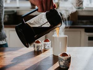 Suhu Ideal untuk Seduh Kopi Agar Kualitasnya Terjaga