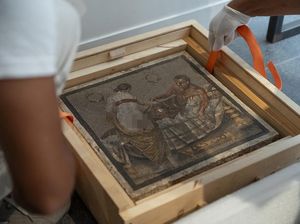 Mosaik Pompeii Kembali Setelah 80 Tahun Dicuri Nazi Mosaik Pompeii Kembali Setelah 80 Tahun Dicuri Nazi