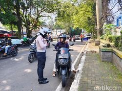 Cerita di Balik Razia Operasi Patuh di Sukabumi Cerita di Balik Razia Operasi Patuh di Sukabumi