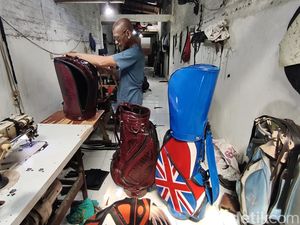 Tas Golf Buatan Tanggulangin Sidoarjo Tembus Pasar Internasional Tas Golf Buatan Tanggulangin Sidoarjo Tembus Pasar Internasional