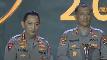 Kombes Seminar Sebayang Raih Hoegeng Awards 2025 Kategori Polisi Berintegritas