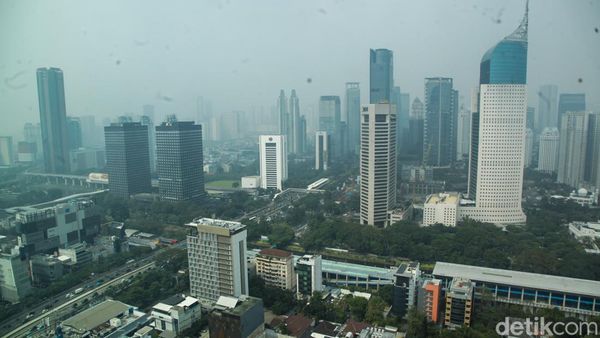 Pertumbuhan Melambat, Target Ekonomi RI 2025 Dipangkas
