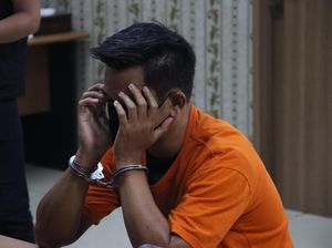 Pelaku Pelecehan Seks di Pesawat Tujuan Jakarta Ditahan, Ini Tampangnya Pelaku Pelecehan Seks di Pesawat Tujuan Jakarta Ditahan, Ini Tampangnya